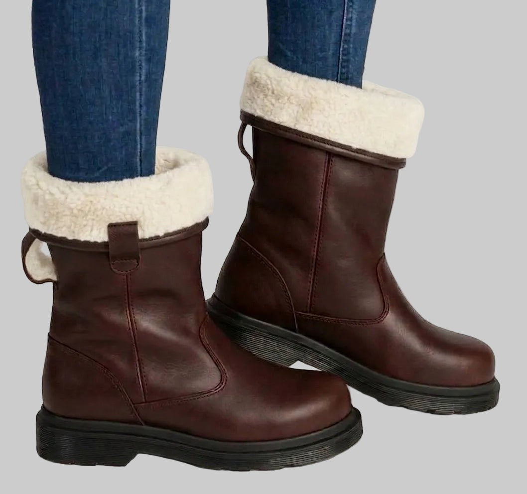 Gefütterte Damen-Stiefel aus Leder mit halbhohem Schaft, Anziehlaschen und Profilsohle, Ansicht 7