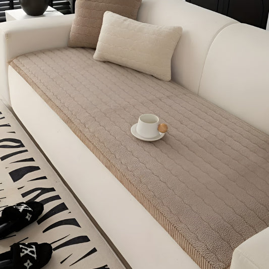 Rutschfester Sofaschoner für Haustiere aus gestepptem Plüsch, waschbar, in Größen von 70 x 70 bis 70 x 240 cm in Braun