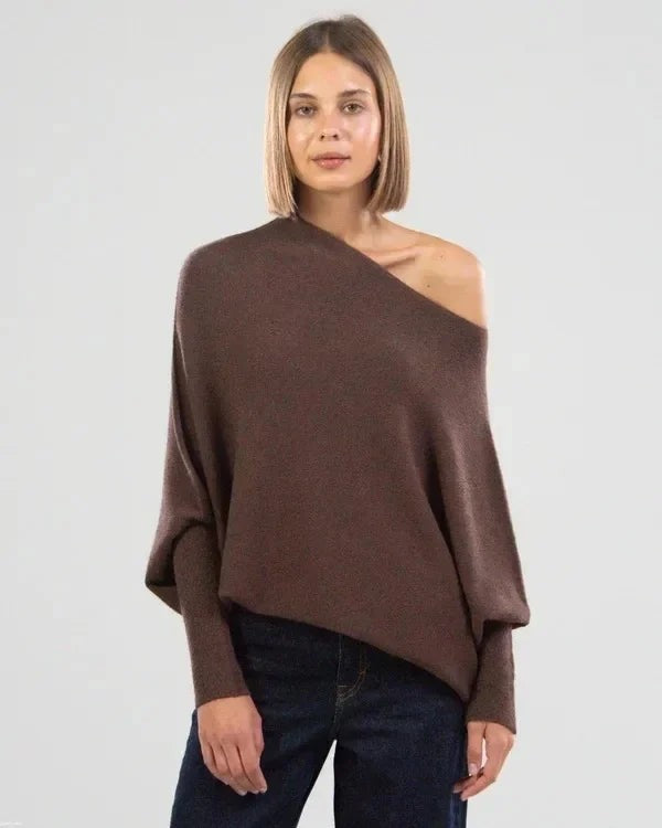 Asymmetrischer Damen-Strickpullover mit drapiertem Ausschnitt und langem Saum in Braun