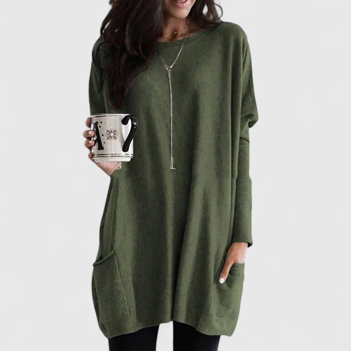Damen-Longpullover in Tunikaform mit Rundhals und aufgesetzten Taschen in Olivgrün