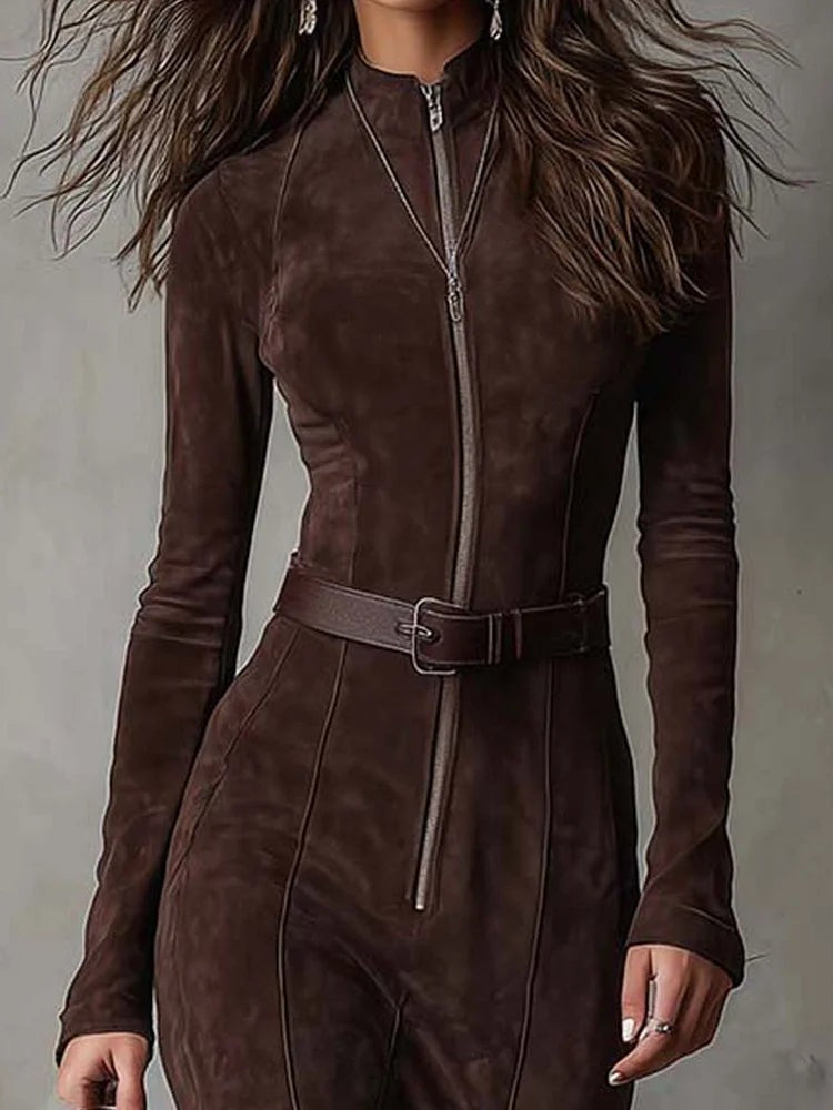 Damen-Maxikleid aus PU-Wildleder mit Frontreißverschluss, Taillengürtel und hohem Schlitz, Ansicht 2