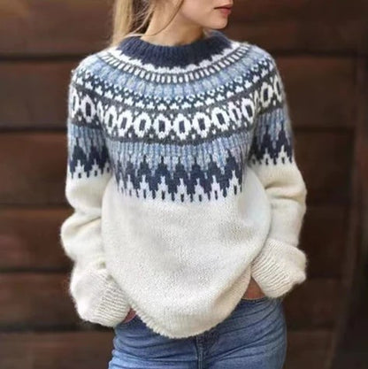 Damen-Norwegerpullover mit Rundhals und Passenmuster aus dickem Strick in Hellblau