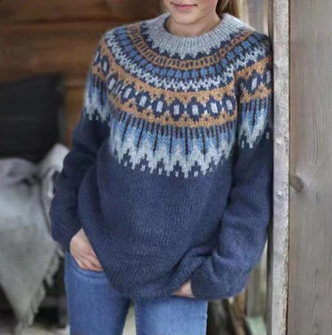Damen-Norwegerpullover mit Rundhals und Passenmuster aus dickem Strick in Blau