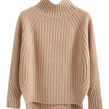 Damen-Rollkragenpullover aus Rippstrick mit Raglanärmeln und Seitenschlitzen in Khaki