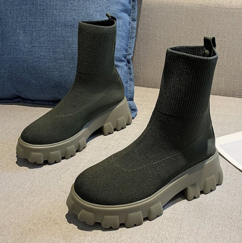 Damen-Sock-Boots aus Strick mit Plateausohle und grobem Profil, Ansicht 10