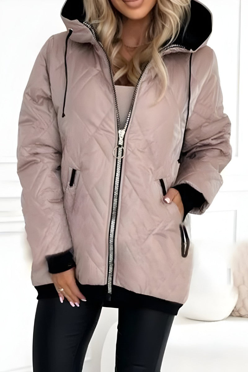 Damen-Steppjacke mit Kapuze, Rautensteppung und Stehkragen in Hüftlänge in Rosa