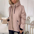 Damen-Steppjacke mit Rautensteppung, Kapuze mit Kordelzug und Reißverschlusstaschen
