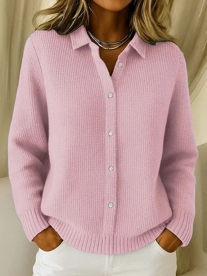 Damen-Strickjacke in Waffelstrick mit Hemdkragen, Knopfleiste und Rippbündchen in Pink