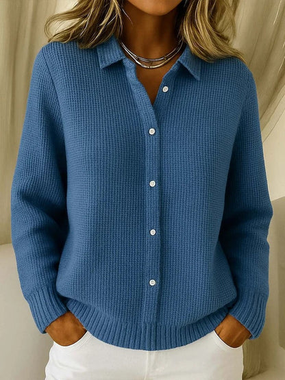 Damen-Strickjacke in Waffelstrick mit Hemdkragen, Knopfleiste und Rippbündchen in Dunkelblau