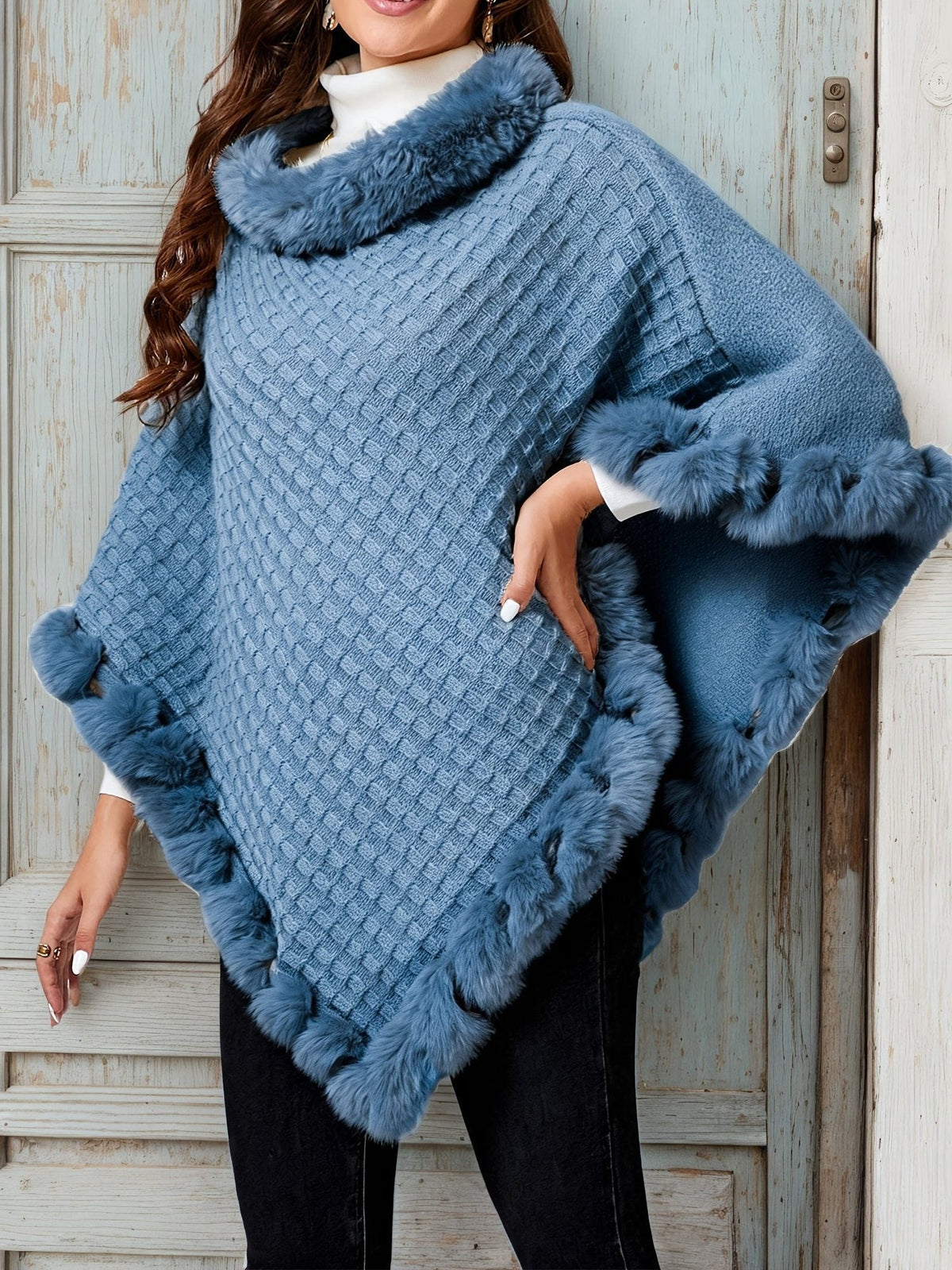 Damen-Strickponcho mit flauschigem Besatz und hohem Kragen für Herbst und Winter, Ansicht 5