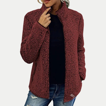 Damen-Teddyfleecejacke mit Stehkragen, durchgehendem Reißverschluss und Seitentaschen in Rot