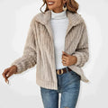 Damen-Teddyjacke aus Plüschfleece mit Reißverschluss, Umlegekragen und Eingrifftaschen