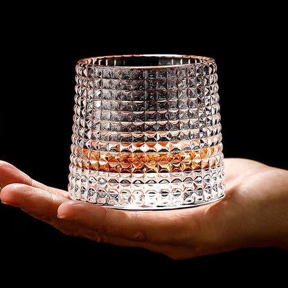 Drehbares Whiskyglas aus bleifreiem Kristallglas mit gerundetem Boden für Whisky und Bourbon, Ansicht 5