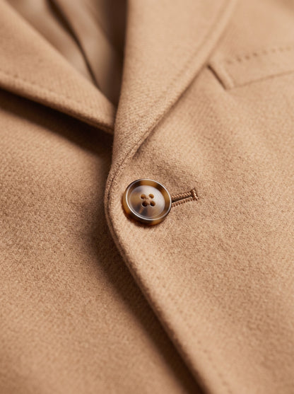 Einreihiger Herren-Wollmantel in Camel, Detailansicht