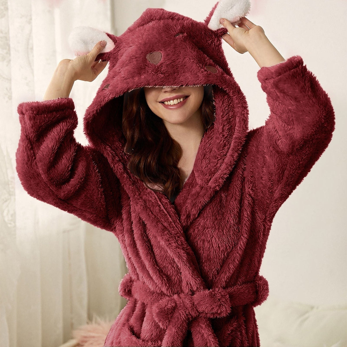 Flauschiger Damen-Bademantel aus Flanell mit Kapuze mit Tiermotiv, Gürtel und Taschen, Ansicht 11