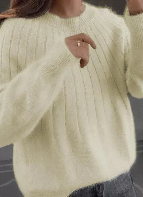 Flauschiger Damen-Strickpullover mit Rippstruktur und Rundhals für Herbst und Winter in Hellgelb