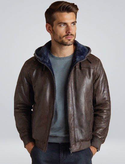 Gefütterte Herren-Lederjacke mit Kapuze, Reißverschlusstaschen und Rippbündchen für den Winter, Ansicht 4