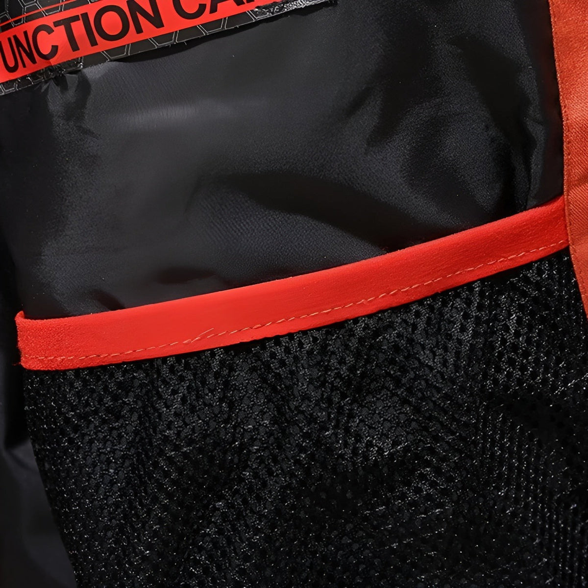 Gefütterte Herren-Winterjacke mit Kapuze und vielen Reißverschlusstaschen, Ansicht 7
