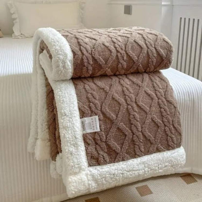 Gewichtsdecke aus Sherpa-Fleece mit Glasperlenfüllung und Zopfmuster für Sofa und Bett in Braun