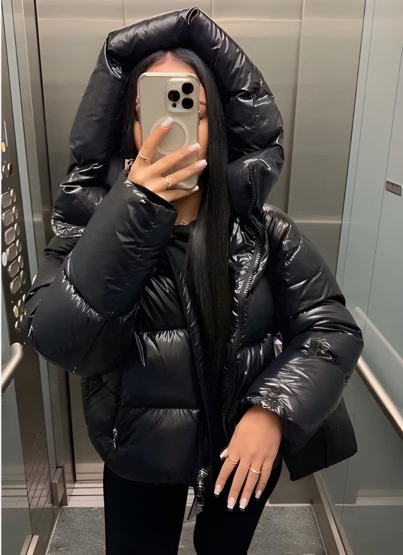 Glänzende Damen-Pufferjacke mit Kapuze, Reißverschluss und Eingrifftaschen für den Winter, Ansicht 3