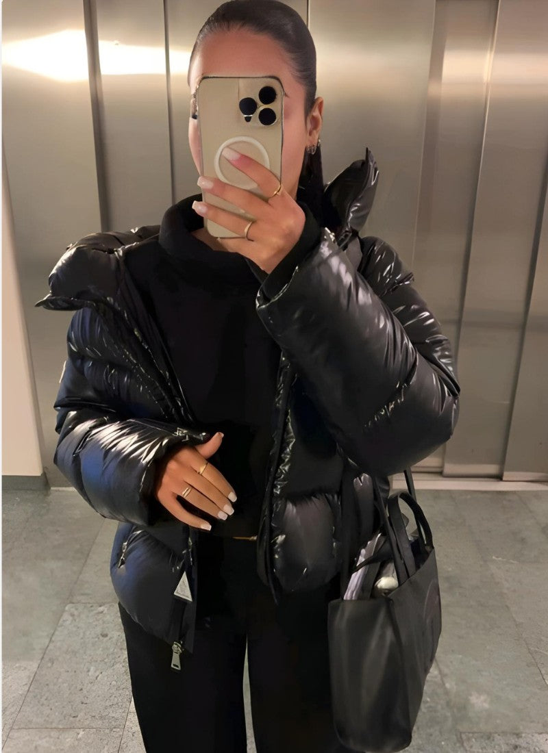 Glänzende Damen-Pufferjacke mit Kapuze, Reißverschluss und Eingrifftaschen für den Winter, Ansicht 4