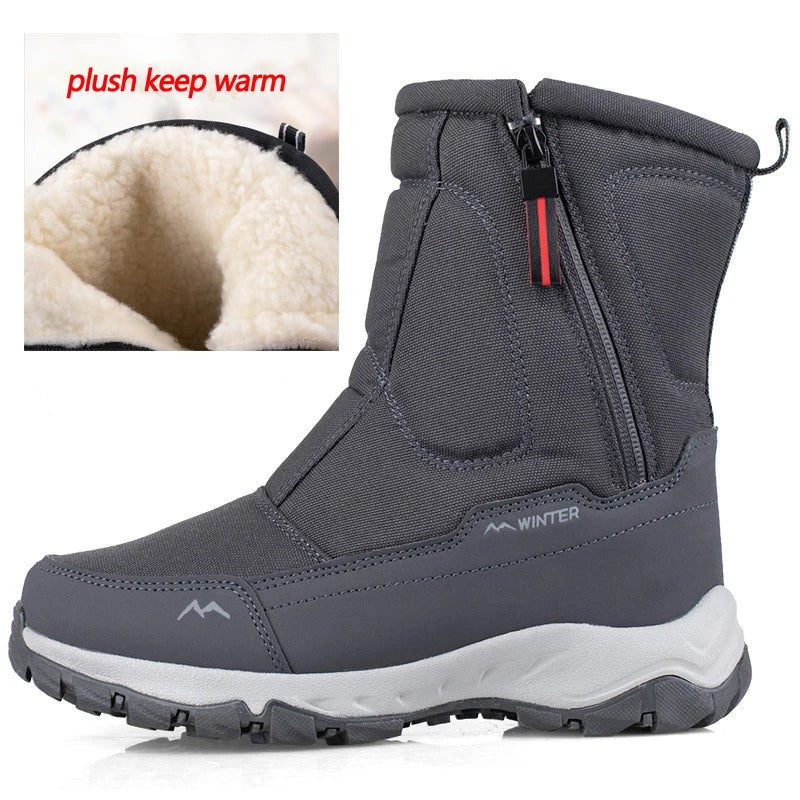Halbhohe Winterstiefel mit Plüschfutter, seitlichem Reißverschluss und rutschfester Profilsohle in Grau
