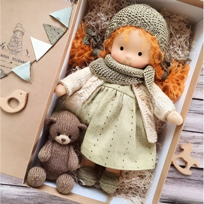 Handgemachte Stoffpuppe im Waldorf-Stil aus Baumwolle mit Wollfüllung, Ansicht 24
