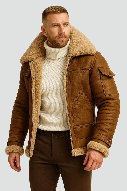 Herren-Fliegerjacke in Lederoptik mit Sherpafutter, breitem Kragen und Reißverschluss in Hellbraun