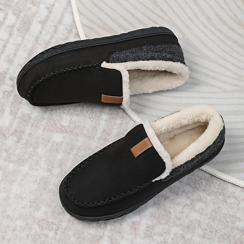 Herren-Hausschuhe aus Kunstwolle im Loafer-Schnitt mit Plüschfutter für den Winter in Schwarz