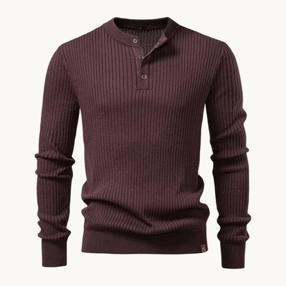 Herren-Henley-Pullover aus Rippstrick mit Rundhals und Knopfleiste in körpernaher Passform in Kastanienbraun