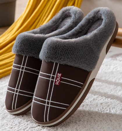 Herren-Pantoffeln mit Plüschfutter, Karomuster und rutschfester Sohle in Braun