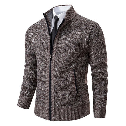 Herren-Strickjacke aus Merinowolle mit Stehkragen und durchgehendem Reißverschluss in Kaffeebraun