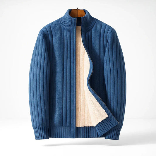 Herren-Strickjacke aus Rippstrick mit Fleecefutter, Stehkragen und Reißverschluss in Blau