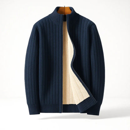 Herren-Strickjacke aus Rippstrick mit Fleecefutter, Stehkragen und Reißverschluss in Marineblau