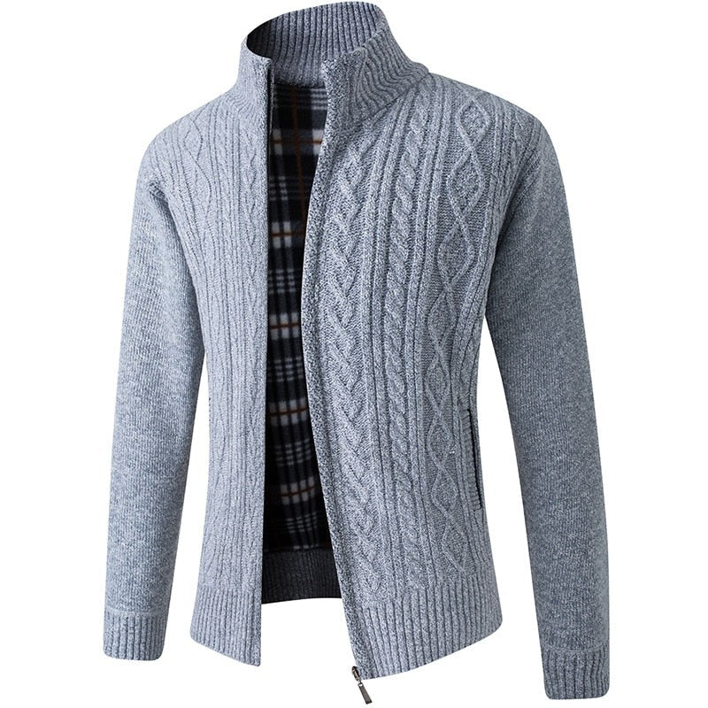 Herren-Strickjacke mit Stehkragen, durchgehendem Reißverschluss und kariertem Futter in Muster Hellgrau
