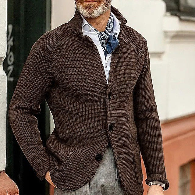 Herren-Strickjacke mit Stehkragen, Knopfleiste und aufgesetzten Taschen, Ansicht 8
