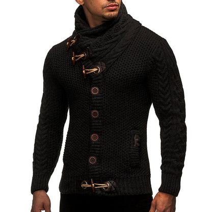 Herren-Strickjacke mit Zopfmuster, hohem Schalkragen und Knebelverschluss in Schwarz