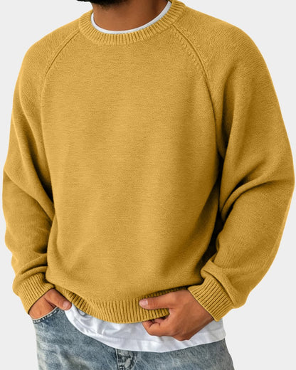 Herren-Strickpullover mit Rundhals, Raglanärmeln und Rippbündchen in Gelb