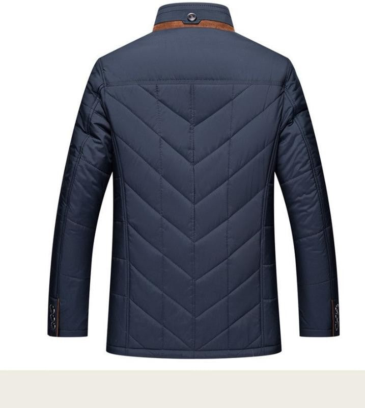 Herren-Winter-Steppjacke mit Plüsch-Stehkragen, Knopfleiste und Paspeltaschen, Ansicht 4