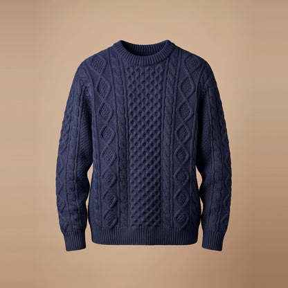 Herren-Zopfstrickpullover aus Lammwolle in Navy, Vorderansicht