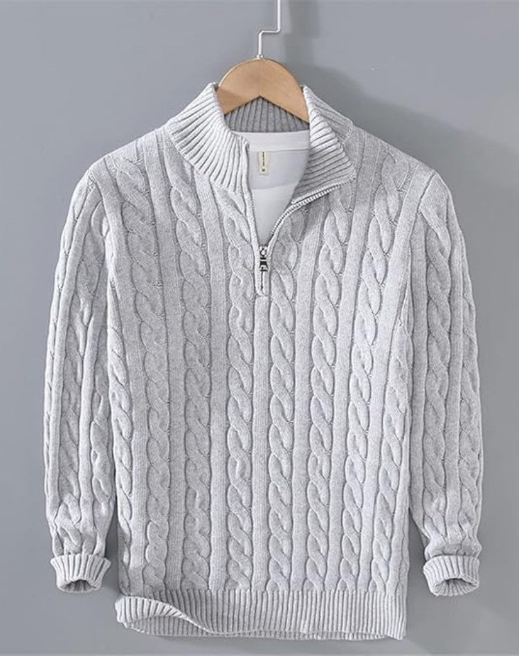 Herren-Zopfstrickpullover mit Troyerkragen und kurzem Reißverschluss in Grau