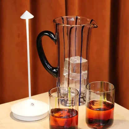 Kabellose LED-Tischlampe aus Aluminium, dimmbar und wiederaufladbar per USB für drinnen und draußen, Ansicht 14