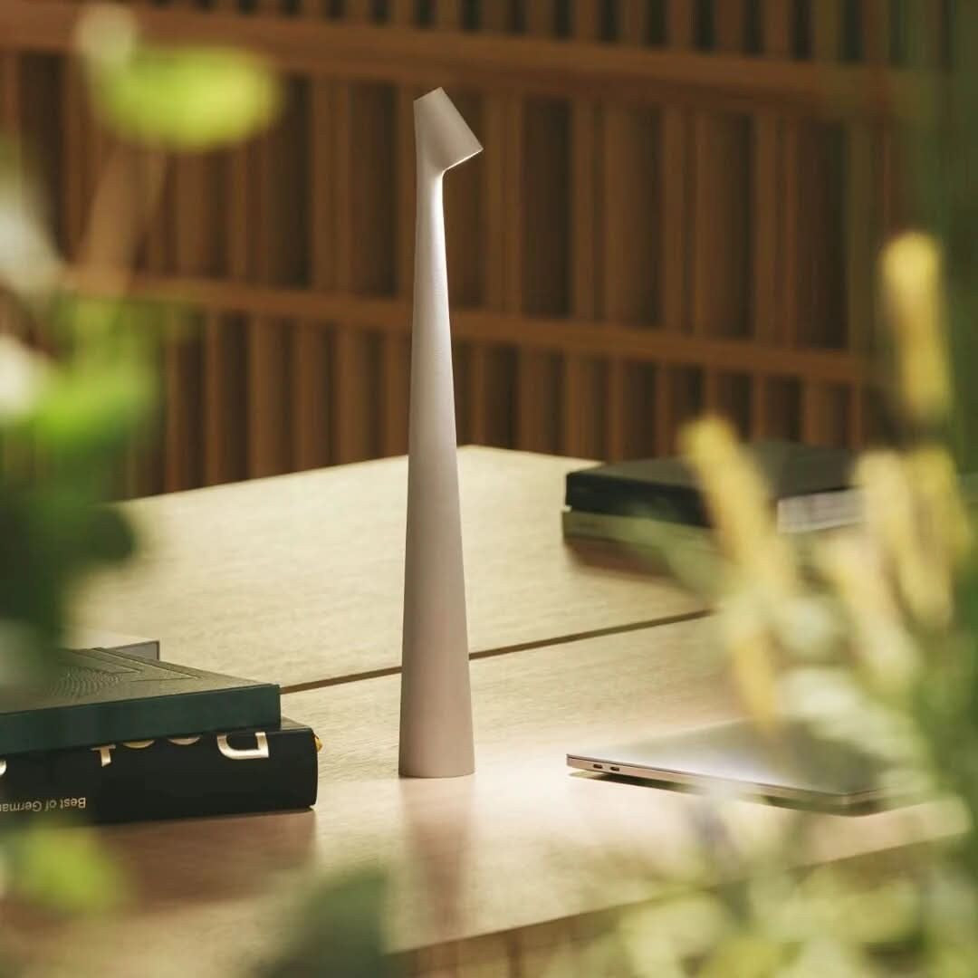 Kabellose LED-Tischlampe aus Metall mit Akku und 3-stufiger Touch-Dimmung, Ansicht 19