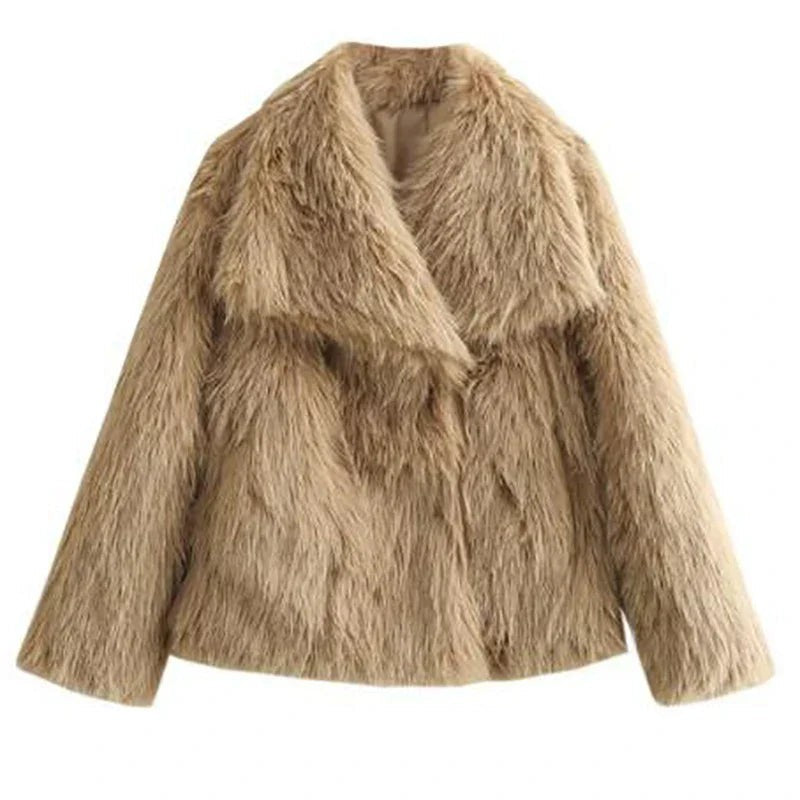 Kurze Damen-Kunstfelljacke mit Reverskragen und offener Front für den Winter in Beige