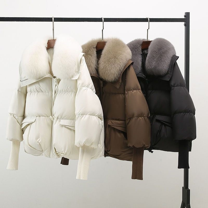 Kurze Damen-Steppjacke mit flauschigem Umlegekragen und Pattentaschen für den Winter, Ansicht 4