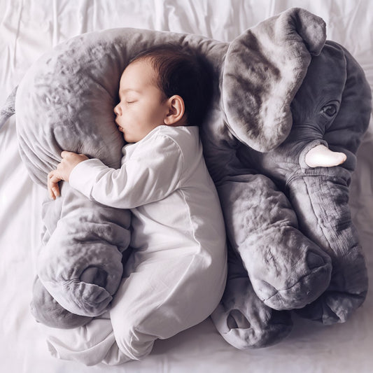Kuscheltier-Elefant aus weichem Plüsch mit PP-Baumwollfüllung als Kuschelkissen fürs Kinderzimmer in Grau