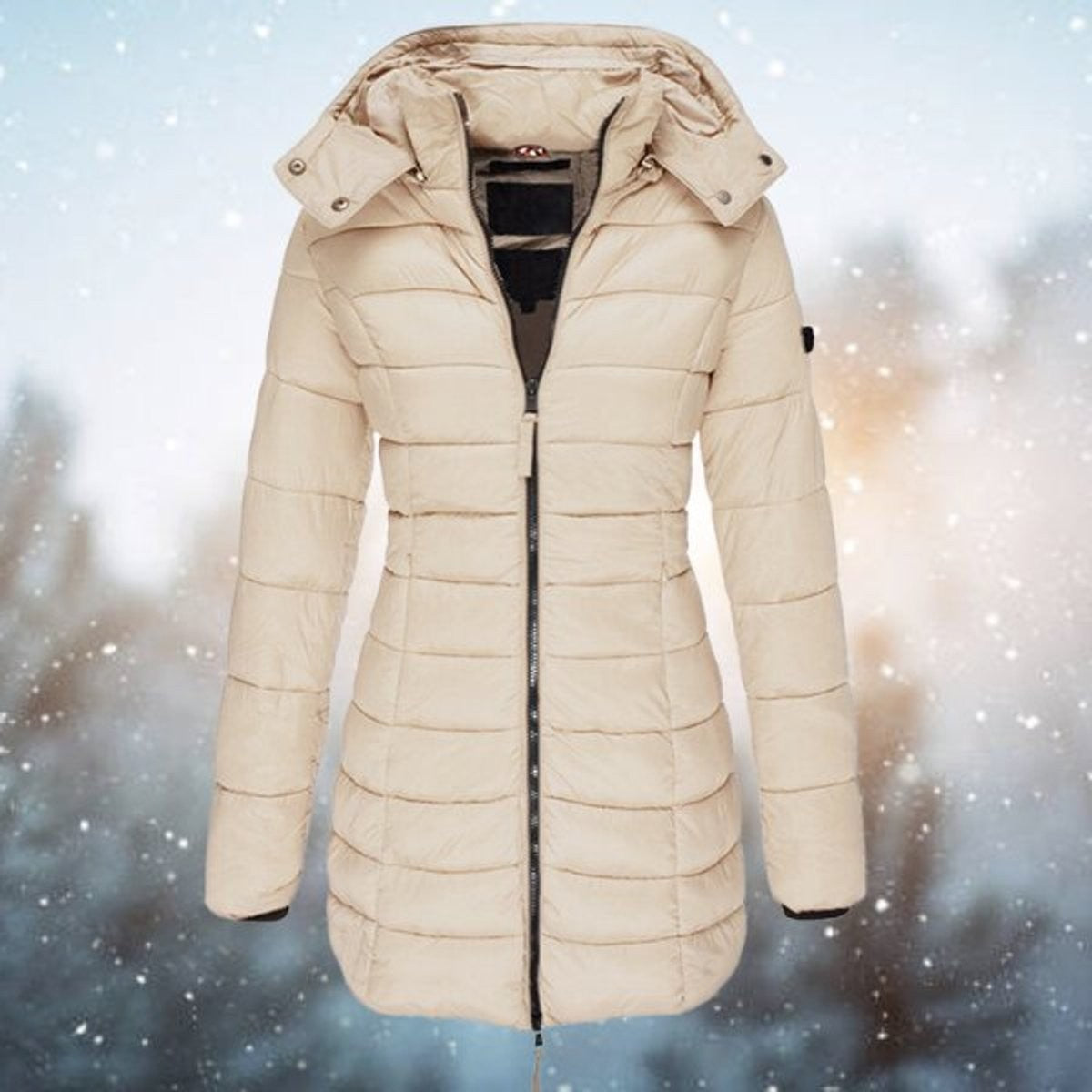 Lange Damen-Steppjacke mit Kapuze und Kammersteppung für kalte Wintertage in Khaki