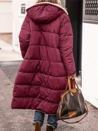 Lange Damen-Steppjacke mit Teddyfutter, Kapuze und tiefen Taschen für den Winter, Ansicht 8