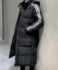 Lange Herren-Steppjacke mit fester Kapuze, Kontraststreifen und Vordertaschen für den Winter