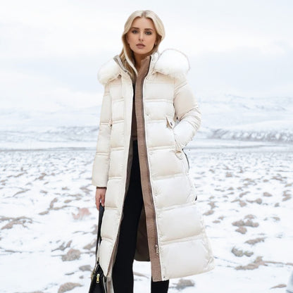 Langer Damen-Winterparka mit Fellkapuze, Bindegürtel und wasserabweisender Oberfläche in Weiß